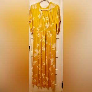 Maternity Kimono Floral Dress by Ingrid & Isabel Size L